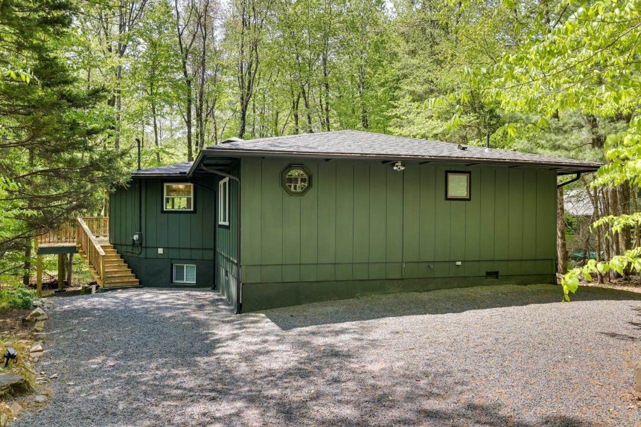 Scenic With Fire Pit! * Pocono Pines